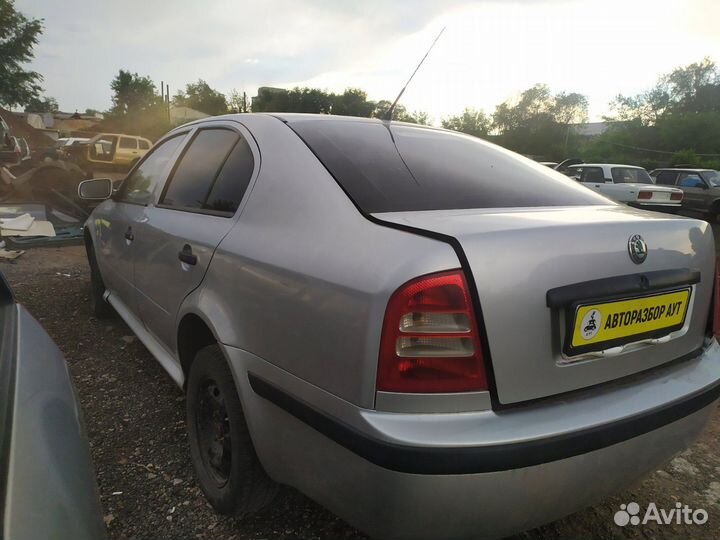 Блок управления двигателем Skoda Octavia tour