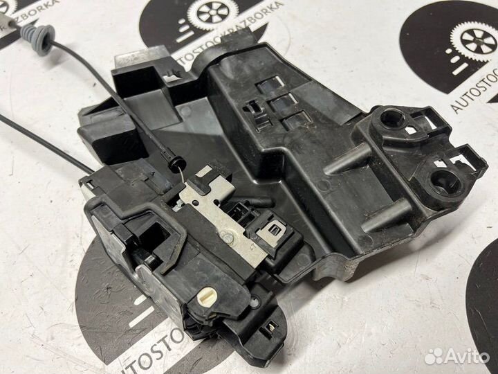 Замок двери задний левый Volvo Xc90 B4204T26 2018