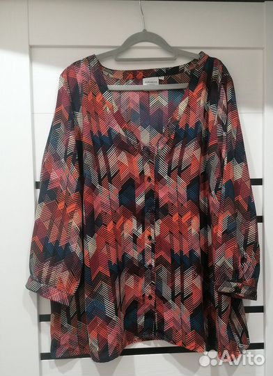 Блузки женские р. 54-56