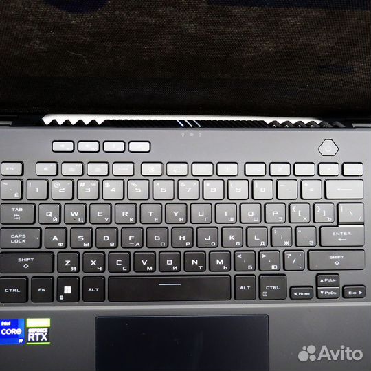 Лазерная гравировка клавиатуры ноутбуков и macbook