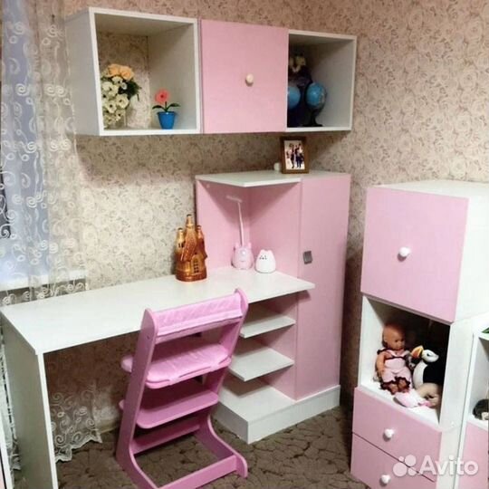 Письменный стол