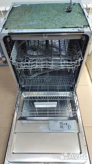 Встраиваемая посудомоечная машина LEX PM 6053