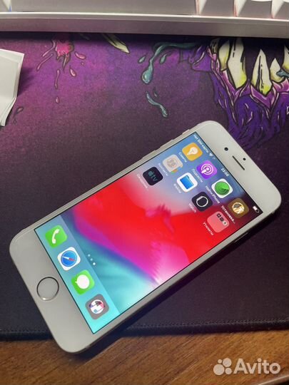 Телефон Apple iPhone 6 16gb gold