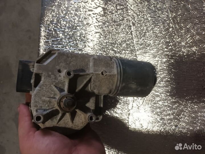 Моторчик дворников Volkswagen Touareg 2002/2006