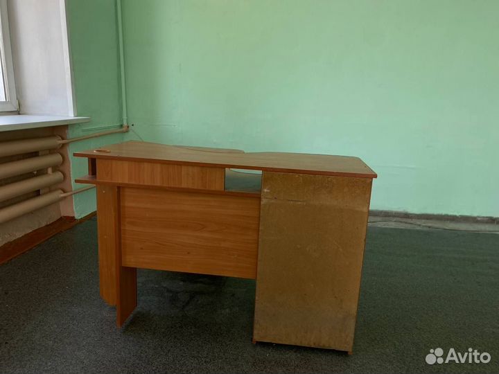 Стол компьютерный, угловой б/у