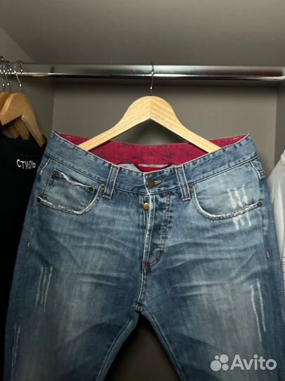 Джинсы