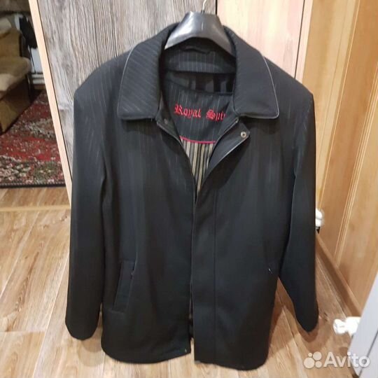Куртка весенне- осенняя размер 52, рост 180