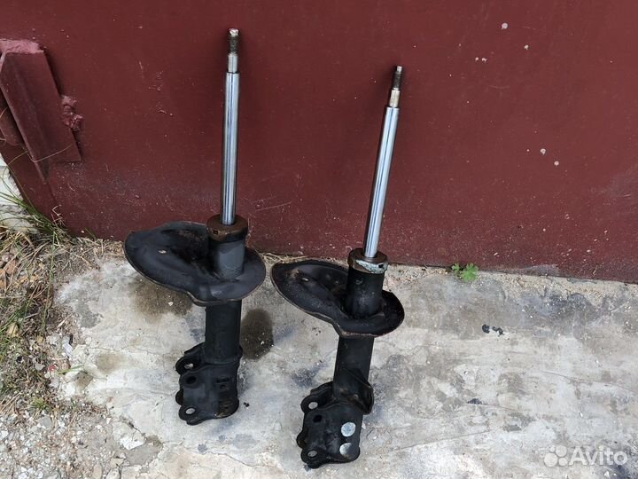 Стойки hyundai elantra 05-11гв
