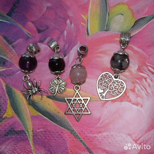 Кулоны-шармы бижутерия