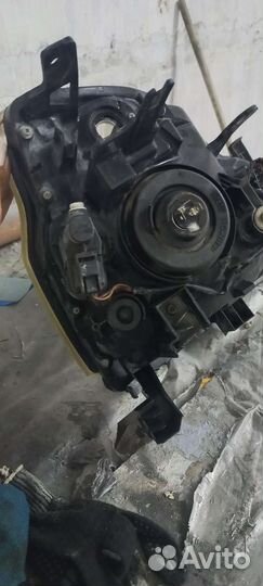 Фара левая на nissan x trail т31