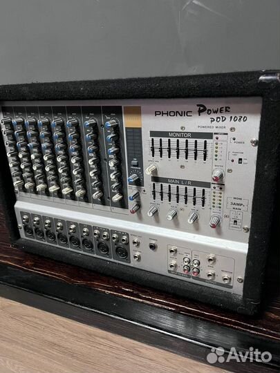 Активный микшерный пульт Phonic power 1080