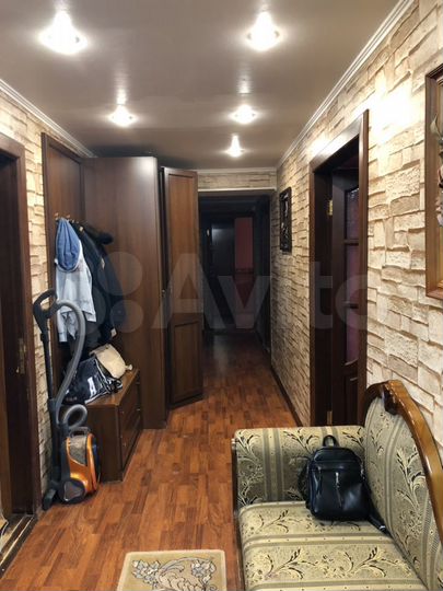 4-к. квартира, 107 м², 3/6 эт.