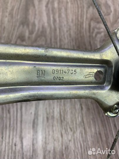 Стеклоподъемник задний левый Opel Corsa C хетчбэк