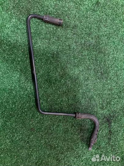 Патрубок охлаждения Mercedes-Benz C-Class W203