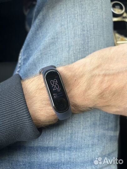 Xiaomi mi band 4