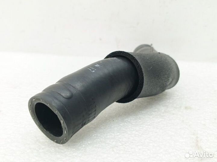 Патрубок системы охлаждения Kia Sportage 4 QL 2.0D