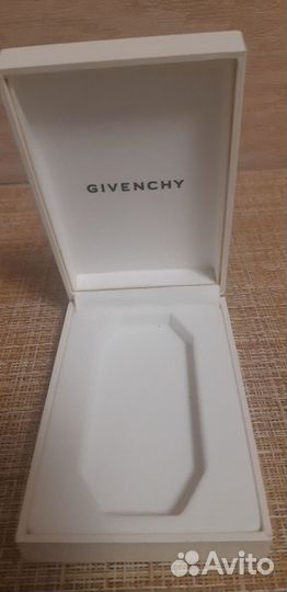 Коробочки givenchy, Massimo Dutti