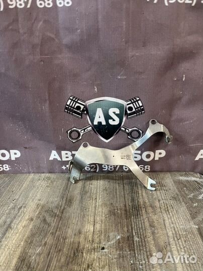 Bmw x4 g02 кронштейн выпускной системы