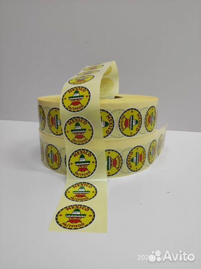 Печать наклеек и этикеток с логотипом