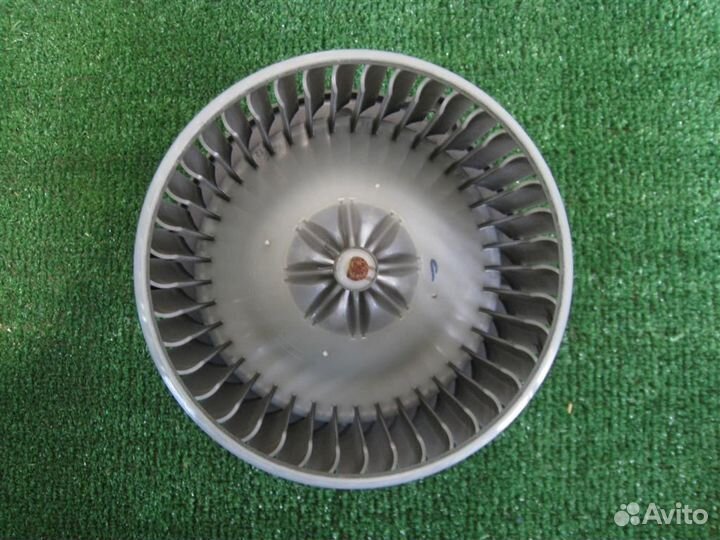 Моторчик печки Toyota Avensis T25 2003