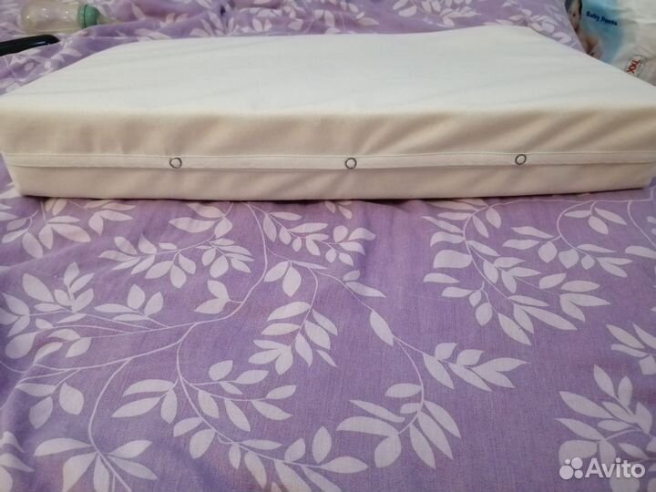 Подушка угол для новорожденных