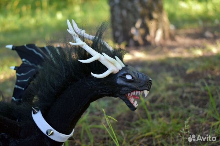 Драконы тьмы и света в смешанной технике