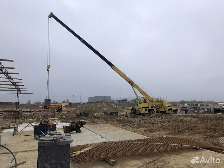 Аренда и услуги автокрана-вездехода, 25 т, 21 м, с гуськом 8 м