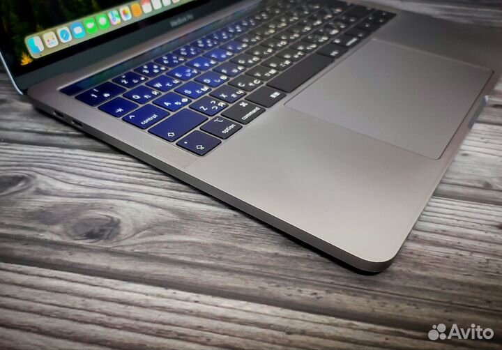 Apple MacBook Pro 2019 i7 2.8/16/256