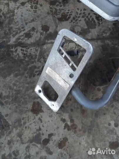 Зеркало Freightliner заднего вида правое в сборе со стойкой