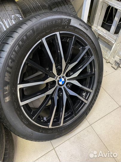 Комлект летних колес R20 для BMW X5 G05