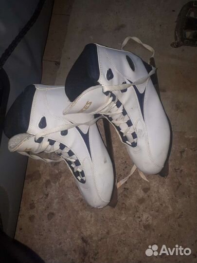 Коньки фигурные