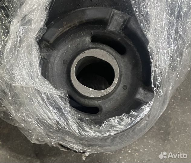 Подрамник Toyota-Sienna 51100-08020