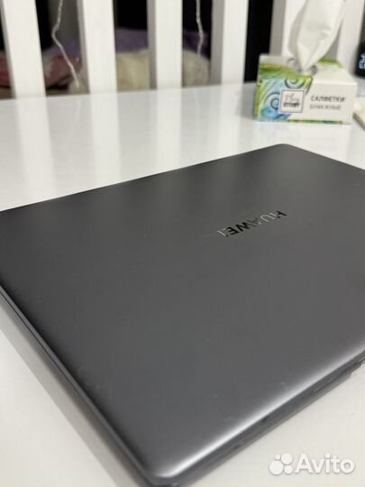 Huawei matebook 13 hn w19r