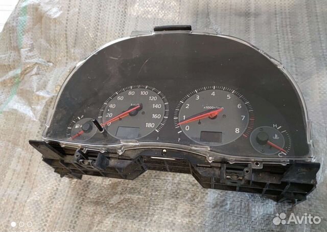 Щиток приборов Nissan Skyline