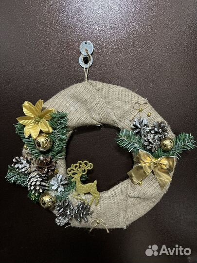 Новогодний венок ручной работы