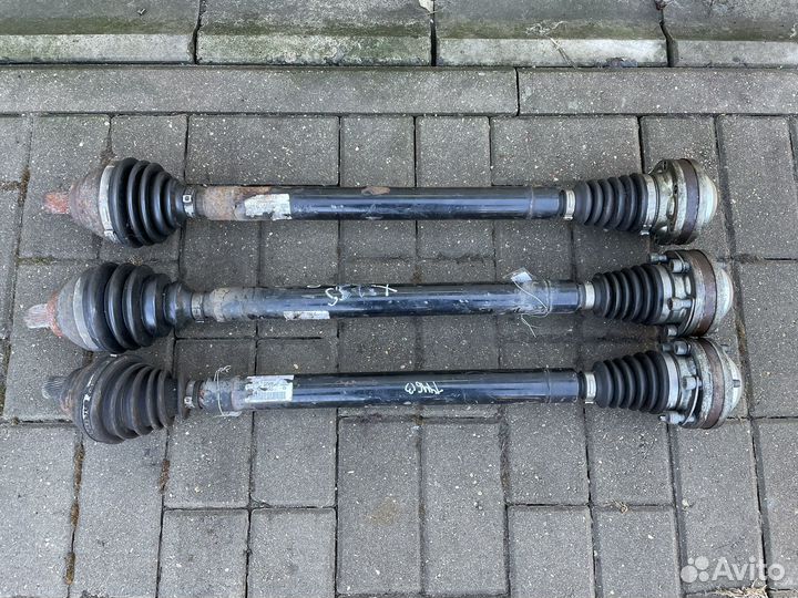 Привод передний правый Skoda / VW 3Q0407272C