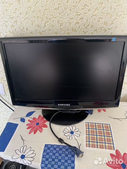 Монитор Samsung syncmaster 933