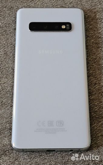 Samsung Galaxy S10, 8/128 ГБ