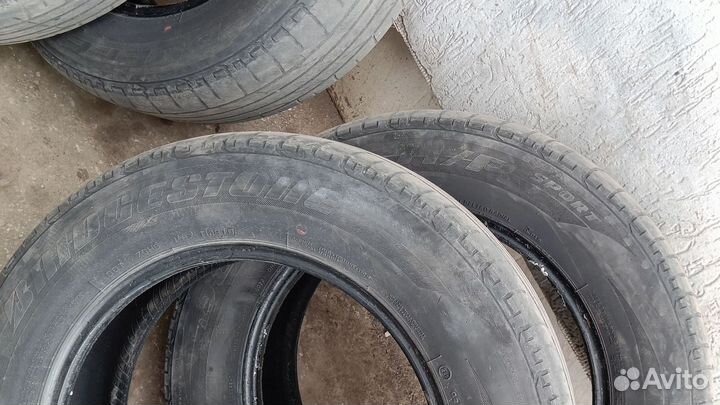 Bridgestone Dueler H/P Sport 215/65 R16 98H