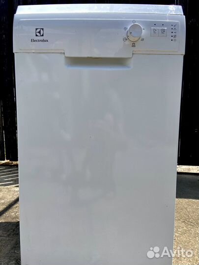 Посудомоечная машина Electrolux 45