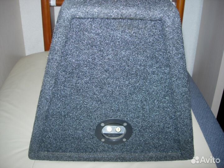 Продам сабвуфер Rockford Fosgate Punch 12