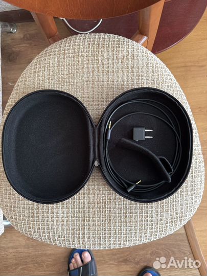 Беспроводные наушники Sony WH-1000XM2