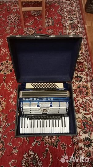 Аккордеон Weltmeister Amigo 7/8