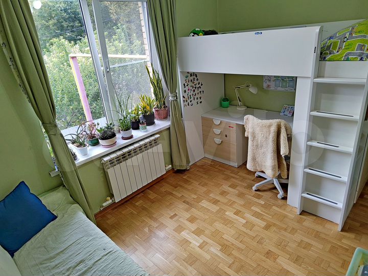 2-к. квартира, 56,9 м², 2/4 эт.