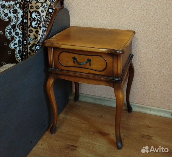 Прикроватная тумба