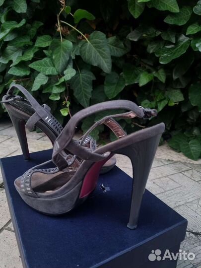 Босоножки женские 36 размер