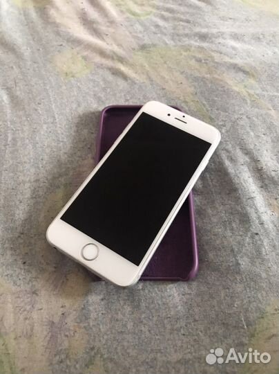Телефон iPhone 6s