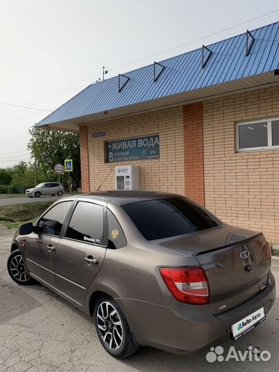 LADA Granta 1.6 МТ, 2013, 130 000 км