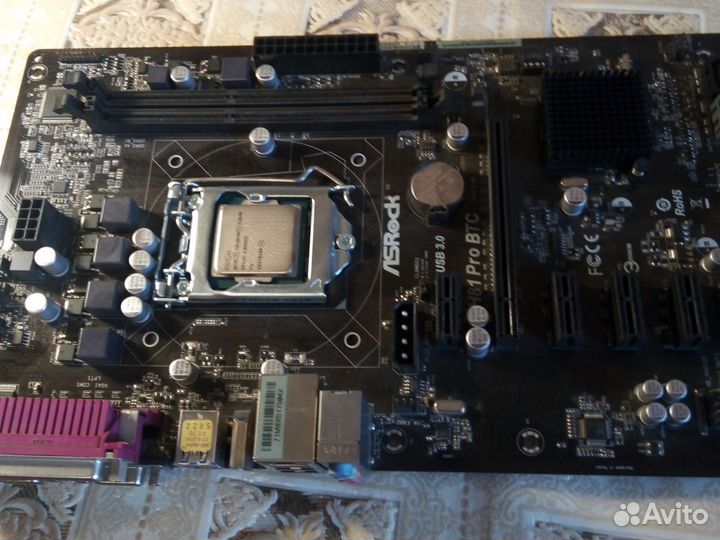 Материнская плата с процессором