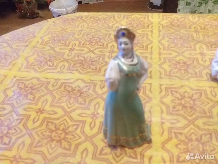 Статуэтка фарфор ссср,песочное